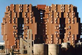 Adéu a Ricard Bofill. La covid apaga l'estrella de l'autor del barri Gaudí de Reus