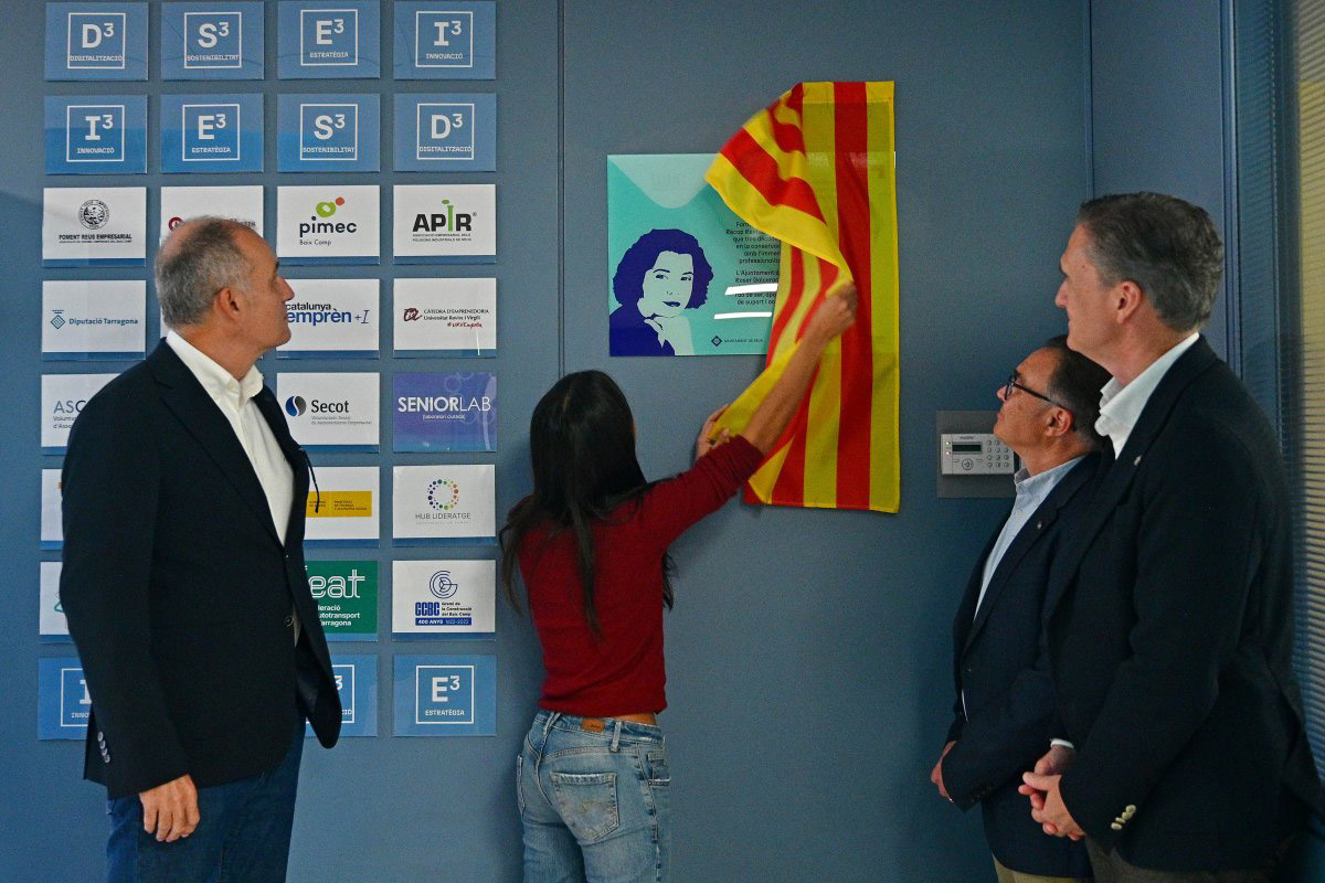 Roser Galceran Placa descoberta